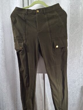 Halara Olive Green Womens Cargo Pant Leggings M NWT